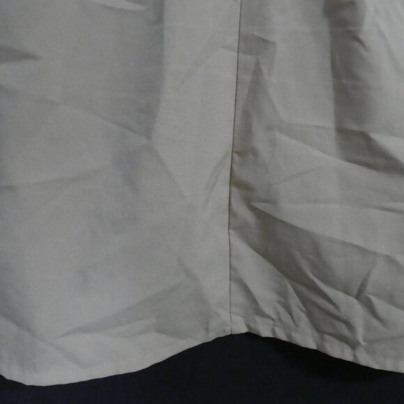 REVAMPED - Premium Collection | large | Sleeveless V-Neck Blouse | Choke Collar - Picture 12 of 13